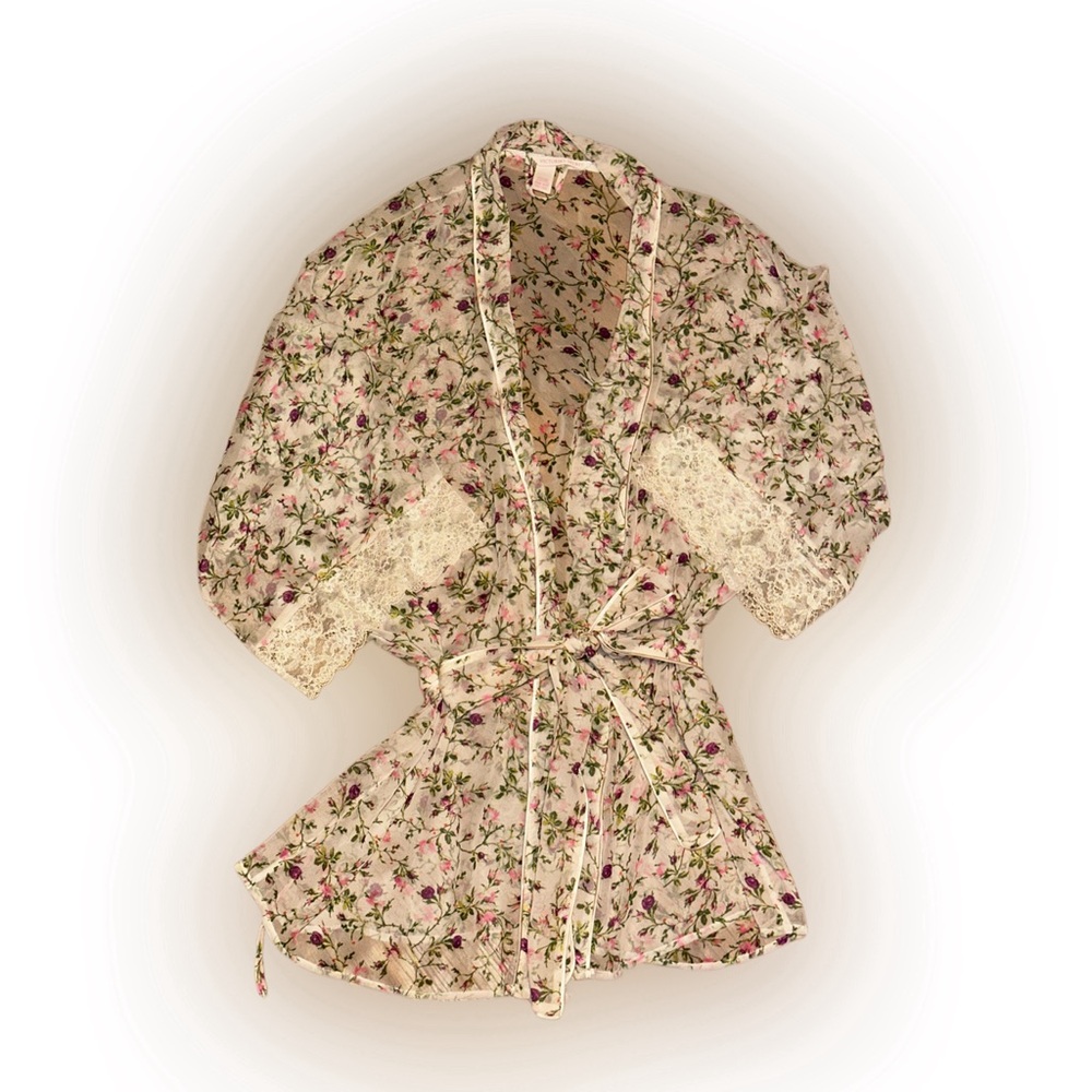 Victoria Secret Light Floral Robe